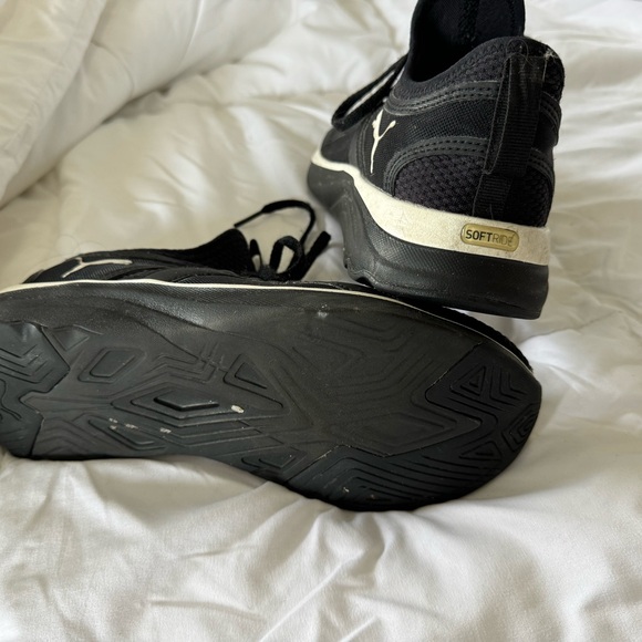 Puma women’s shoes - Picture 2 of 2